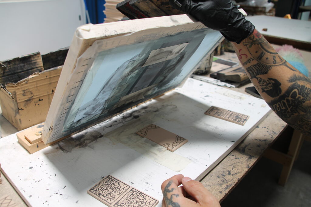 cerámica-plana-cuerda-seca