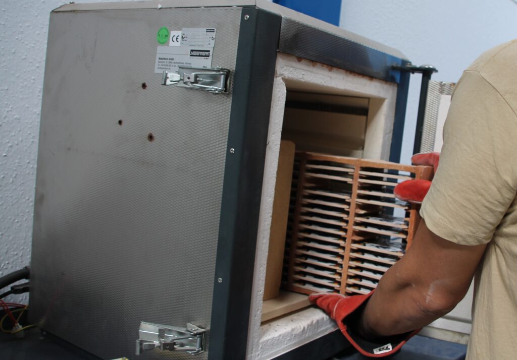 cerámica-plana-cuerda-seca